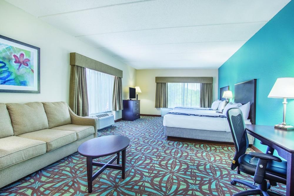 Comfort Inn & Suites Sarasota I75 The Meadows Exterior foto