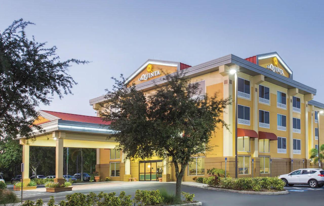 Comfort Inn & Suites Sarasota I75 The Meadows Exterior foto
